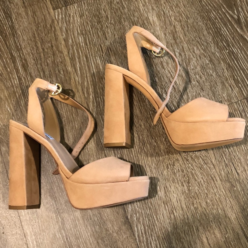 Steve Madden Platform Nude Heels